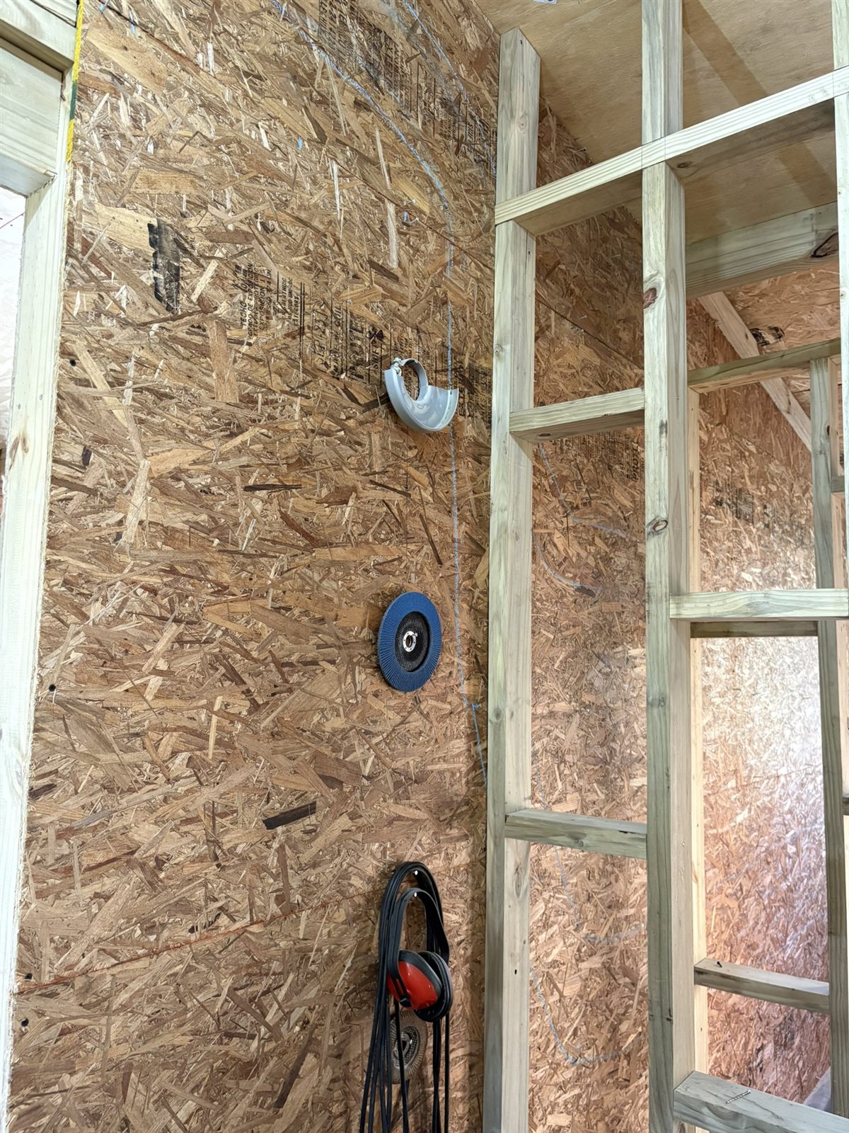 Construcción en madera Isla Delta – interior paso 1